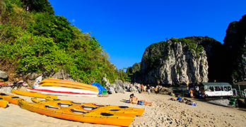 halong bay vietnam huong hai sealife cruise