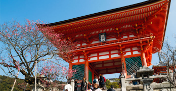 kiyomizu-dera kyoto japan